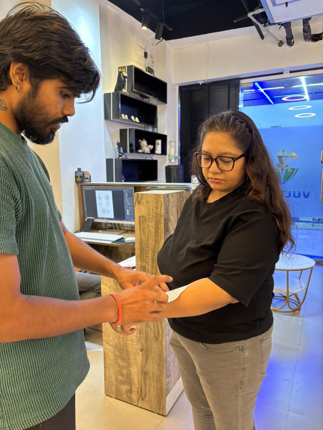 A design consultation at Vulture Tattoos